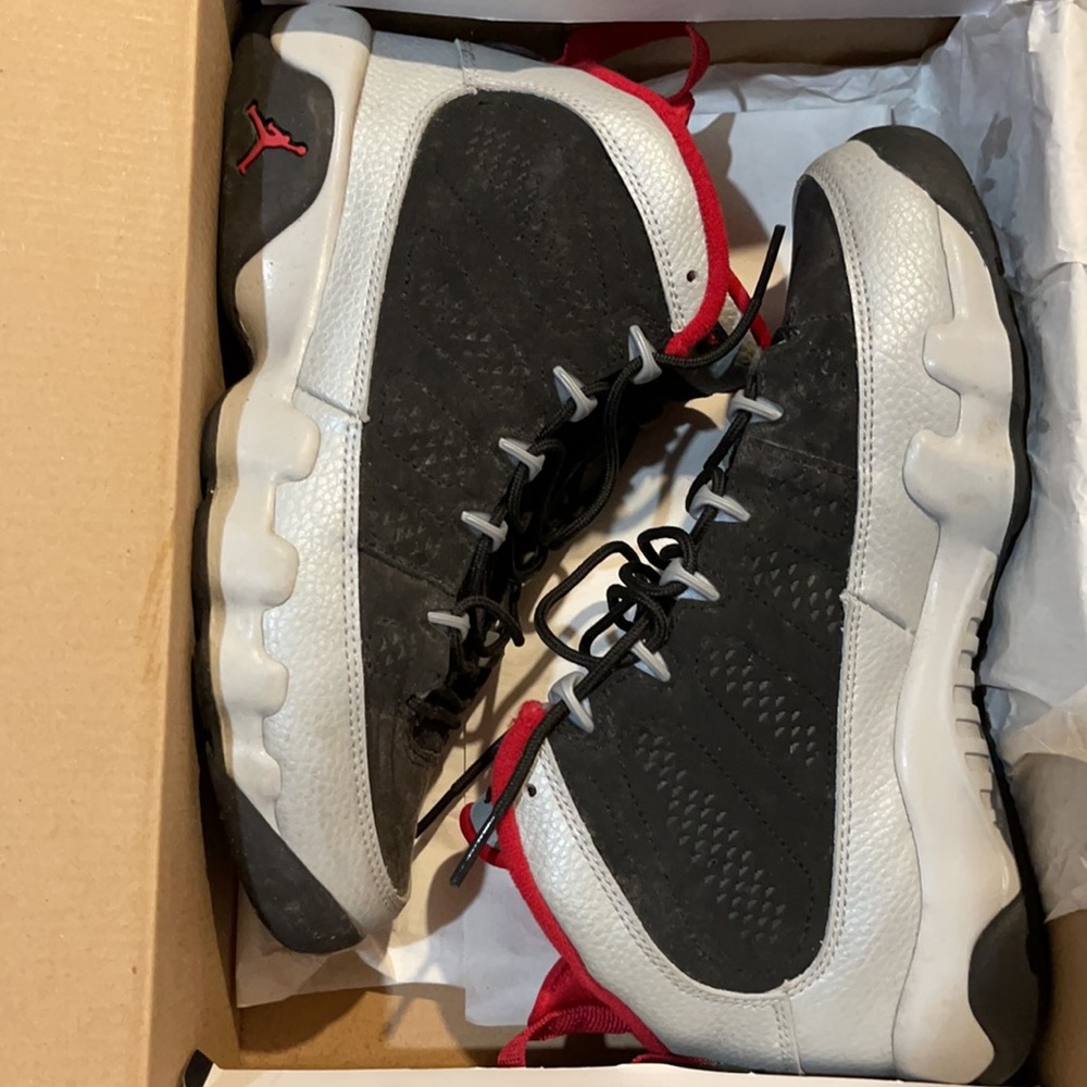 Jordan 12 Retro GS “Johnny Kilroy”